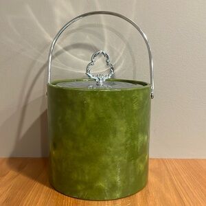 VTG MCM Irvinware Olive Avocado Green Vinyl Ice Bucket w/Chrome Lid
